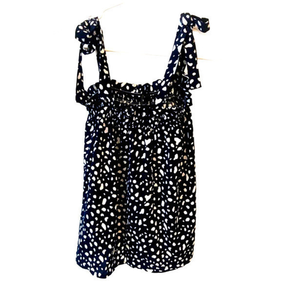 Cute Top - Picture 2 of 2